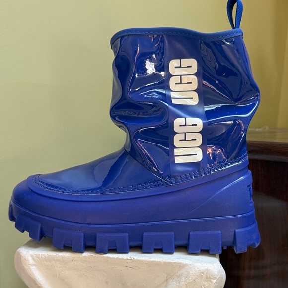 UGG UGG® Classic Brellah Mini (Women's Boots - Picture 1 of 8